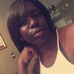 Meet your Posher, Shadavia